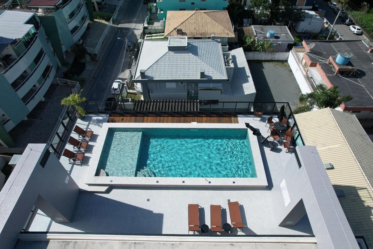 Adra 301 - Apartamento No Centro De Bombinhas - Rooftop Com Piscina E Academia - A Poucos Metros Da Praia - Экстерьер фото